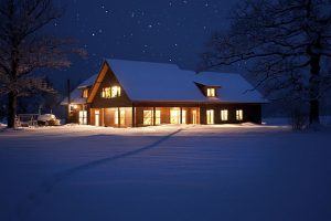 Jesienne porządki, czyli jak przygotować dach przed zimą