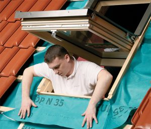 Montaż okien dachowych – bez problemów