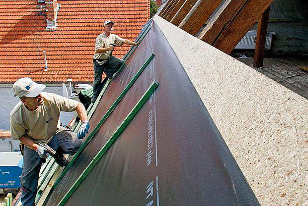 Jak dobrać konstrukcję nośną pokrycia dachowego?