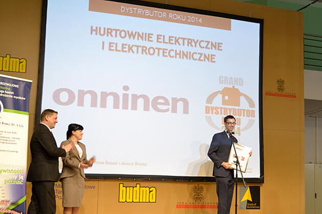 Łukasz Skorupski odebrał tytuły Grand Dystrybutor Roku 2014 dla Hurtowni instalacyjno-grzewczych oraz Hurtowni elektrycznych i elektrotechnicznych Onninen.