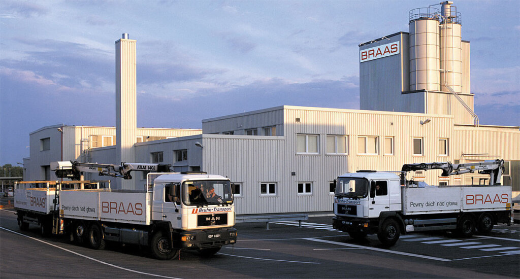 Fot. 1 Fabryka Monier BRAAS w Płońsku.