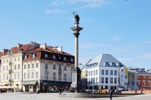 Budynek biurowo-usługowy Plac Zamkowy – Business with Heritage 