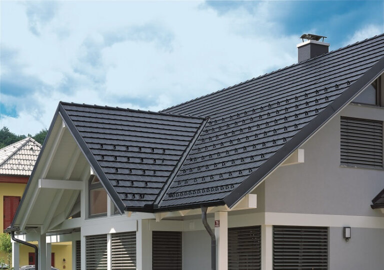 Wykończenie dachu: ochrona przeciwśnieżna i system asekuracyjny
