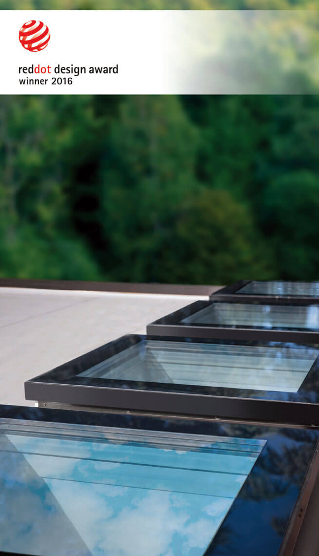 Okno do dachów płaskich typu F to wyjątkowy design doceniony prestiżową nagrodą Red Dot Design Award. Okna do dachów płaskich