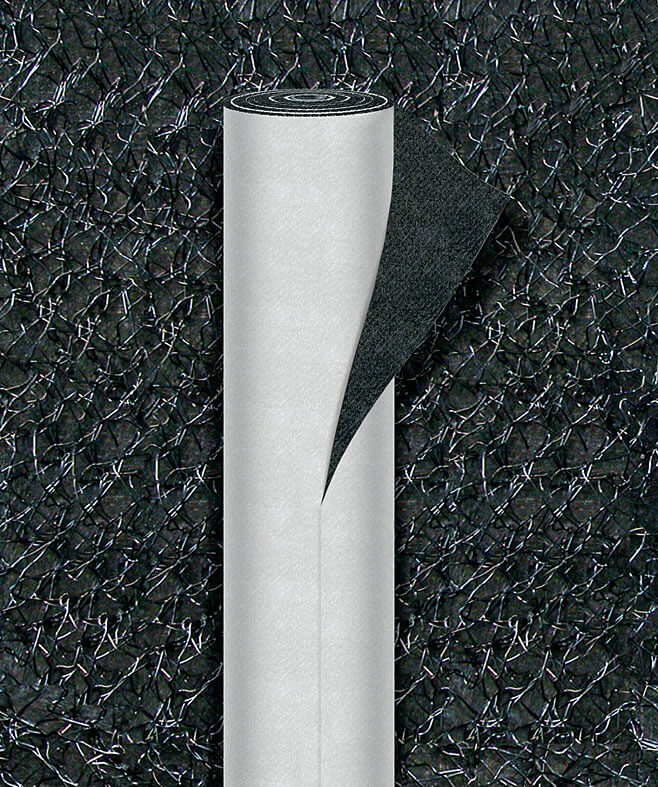 Tyvek® Metal – odmiana membrany z oplotem drenująco-dystansującym, dedykowana pod arkusze blachy płaskiej montowane na rąbek, również 25 lat gwarancji.