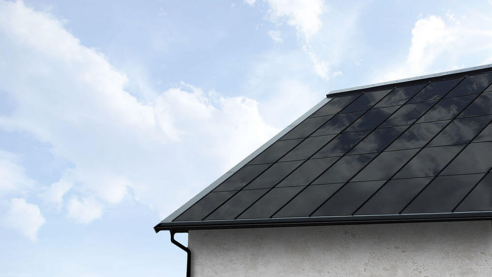 Doskonały design dachu SunRoof zapewniają ultra lekkie i ultra cienkie moduły glass-glass